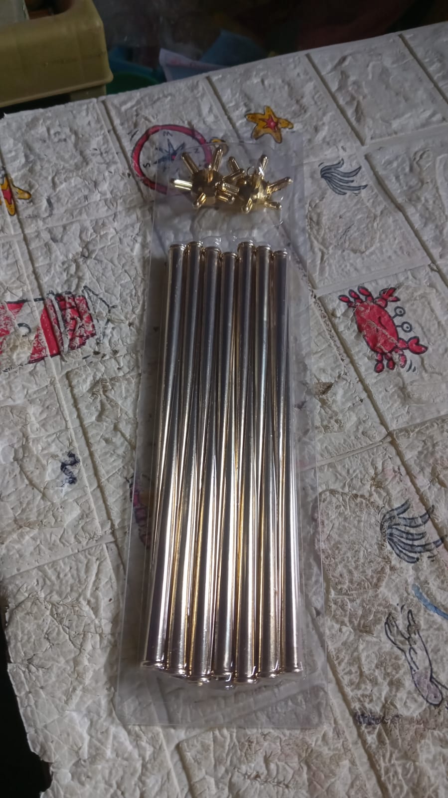 3d Gold Star Hanging Decoration Star Acrylic Look  Hanging Luminous Star For Windows Home Garden Festive Embellishments For Holiday Parties Weddings Birthday Home Decoration ( Big  Medium Small )