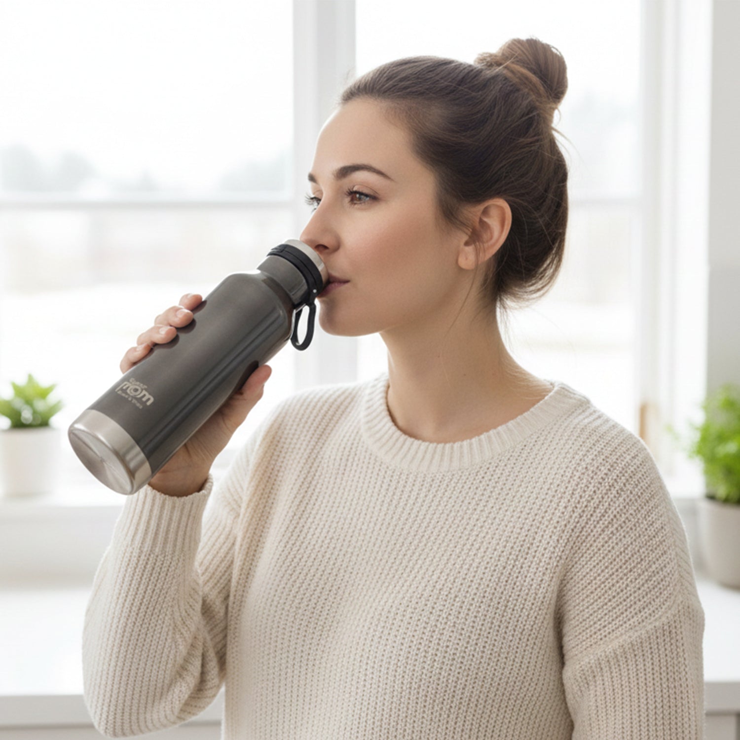 Supermom branded hydro water bottle 500 ml