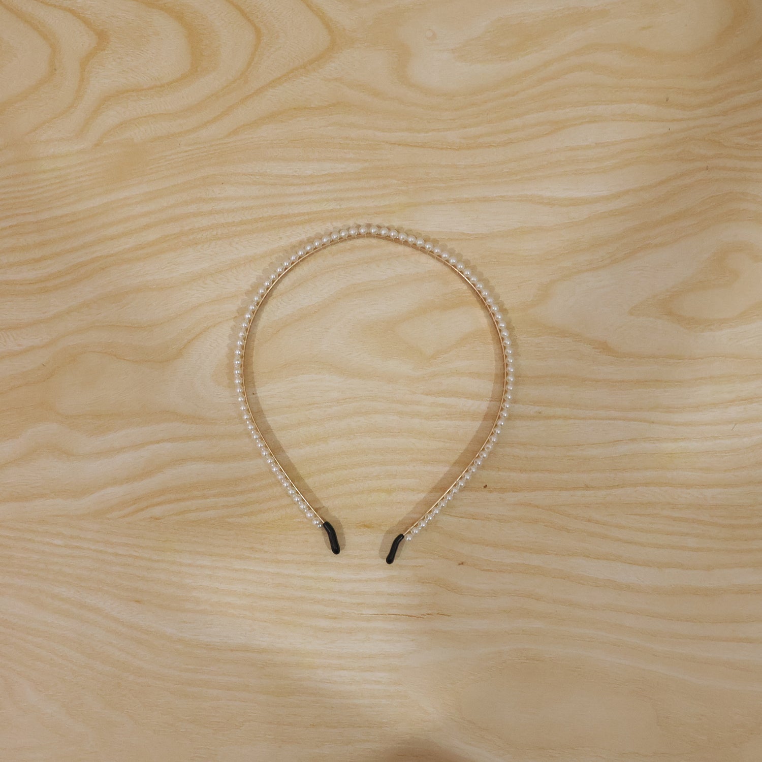 Premium Pearl Embellished Slim Hairband (1 Pc)