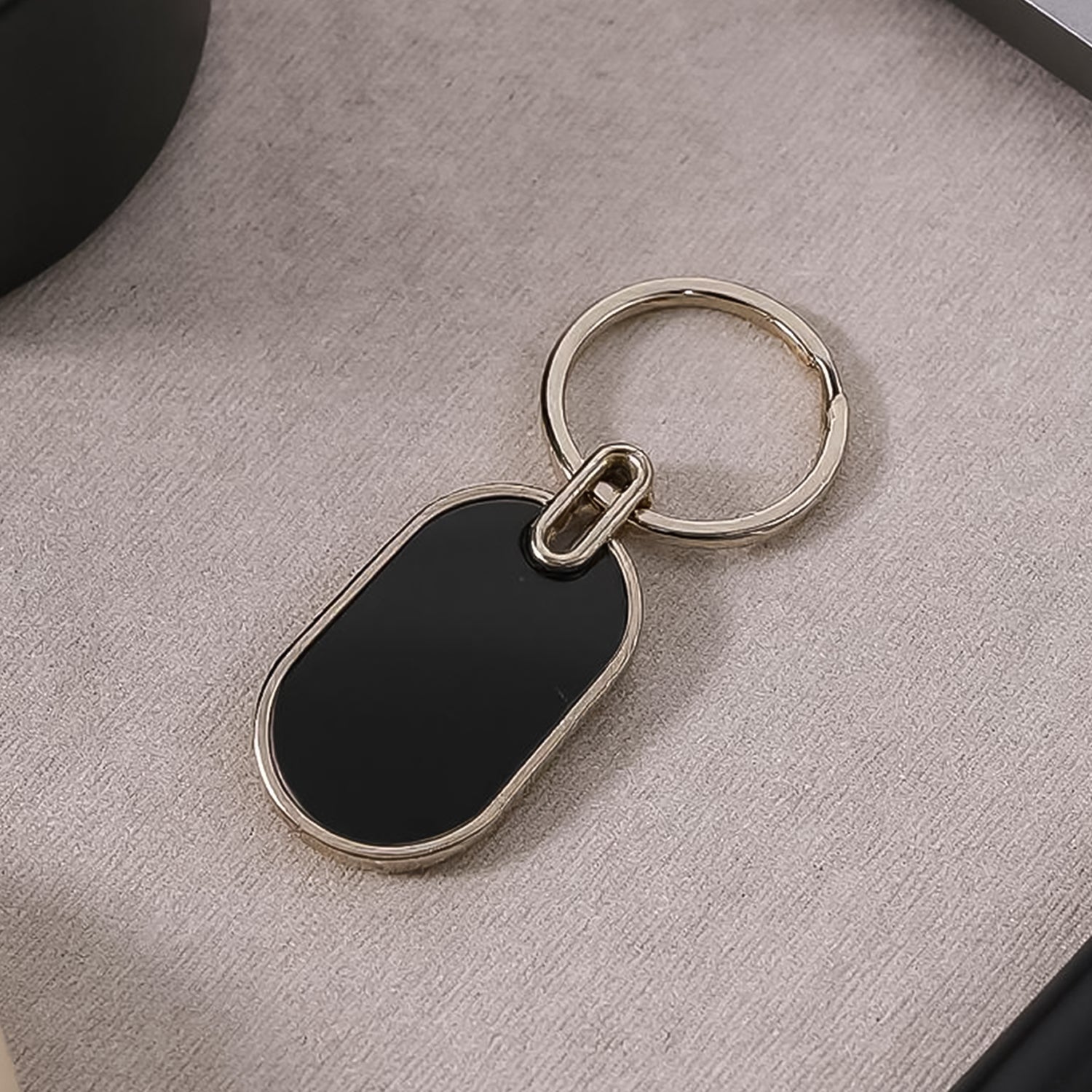 Elegant Black  Silver Oval Metal Keychain (1 Pc)