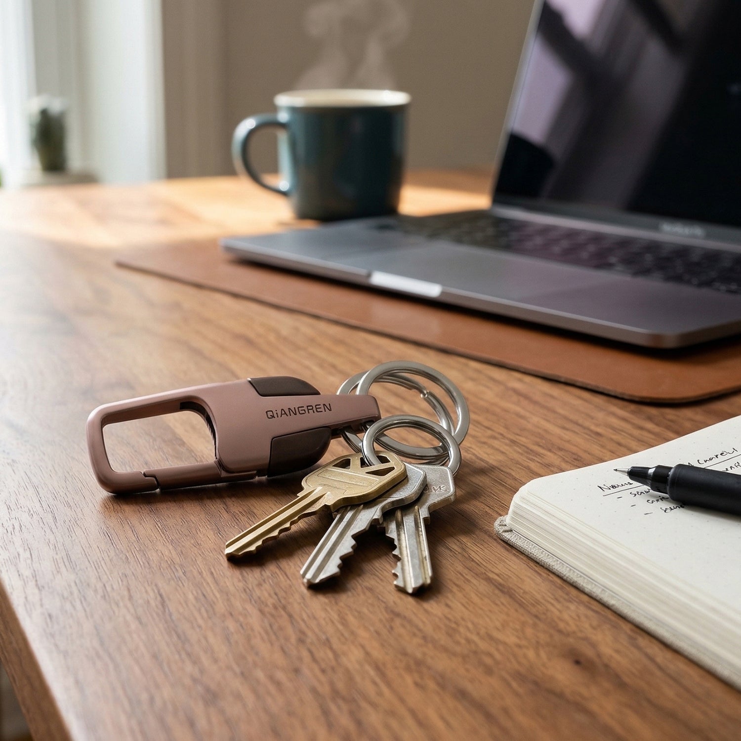 Premium Metal Key Holder with Secure and Stylish Keychain (1 Pc)